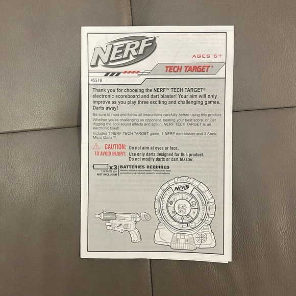 Nerf Tech Target electronic dart board game - Picture 2 of 2